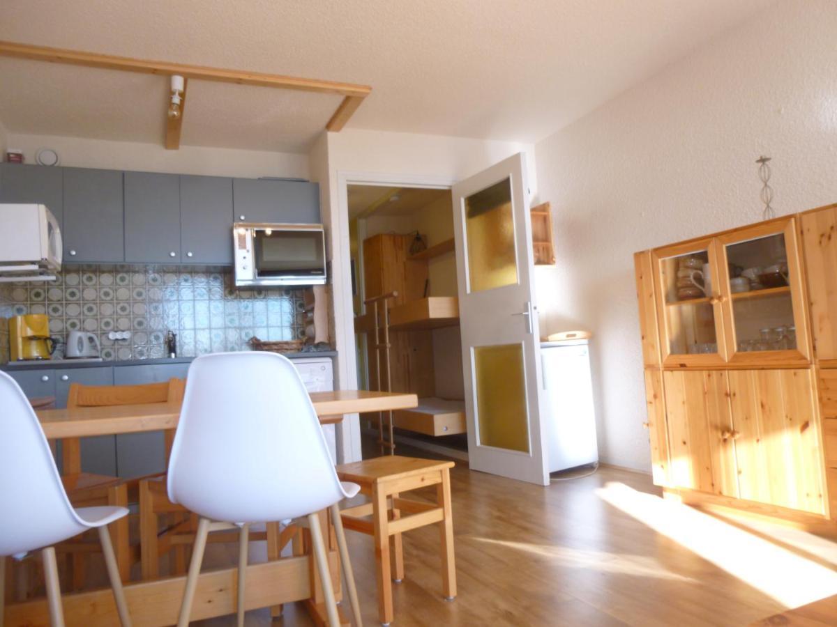 Studio entier au calme avec vue panoramique exceptionelle à 1500m Comboursiere Exterior foto