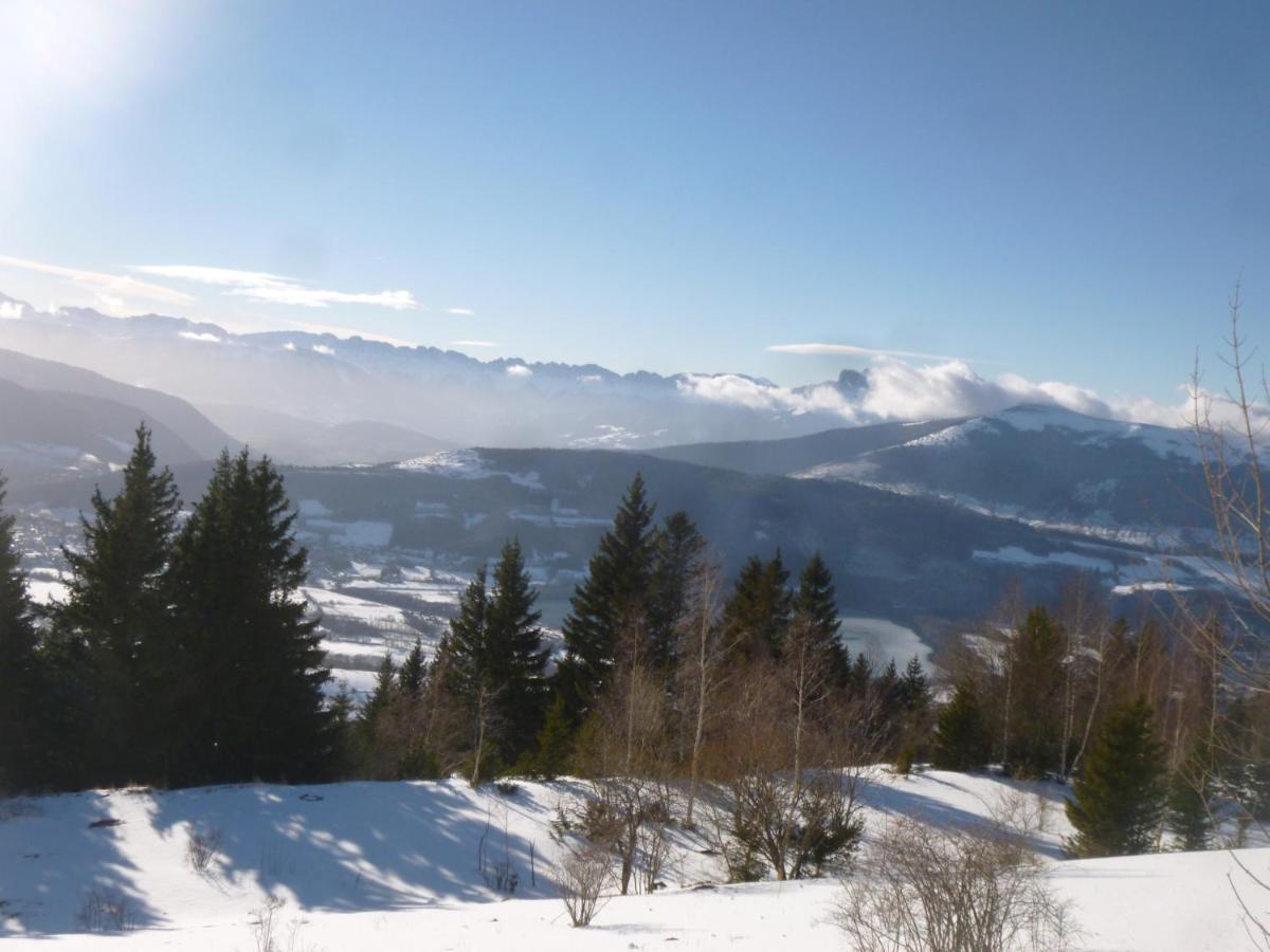 Studio entier au calme avec vue panoramique exceptionelle à 1500m Comboursiere Exterior foto